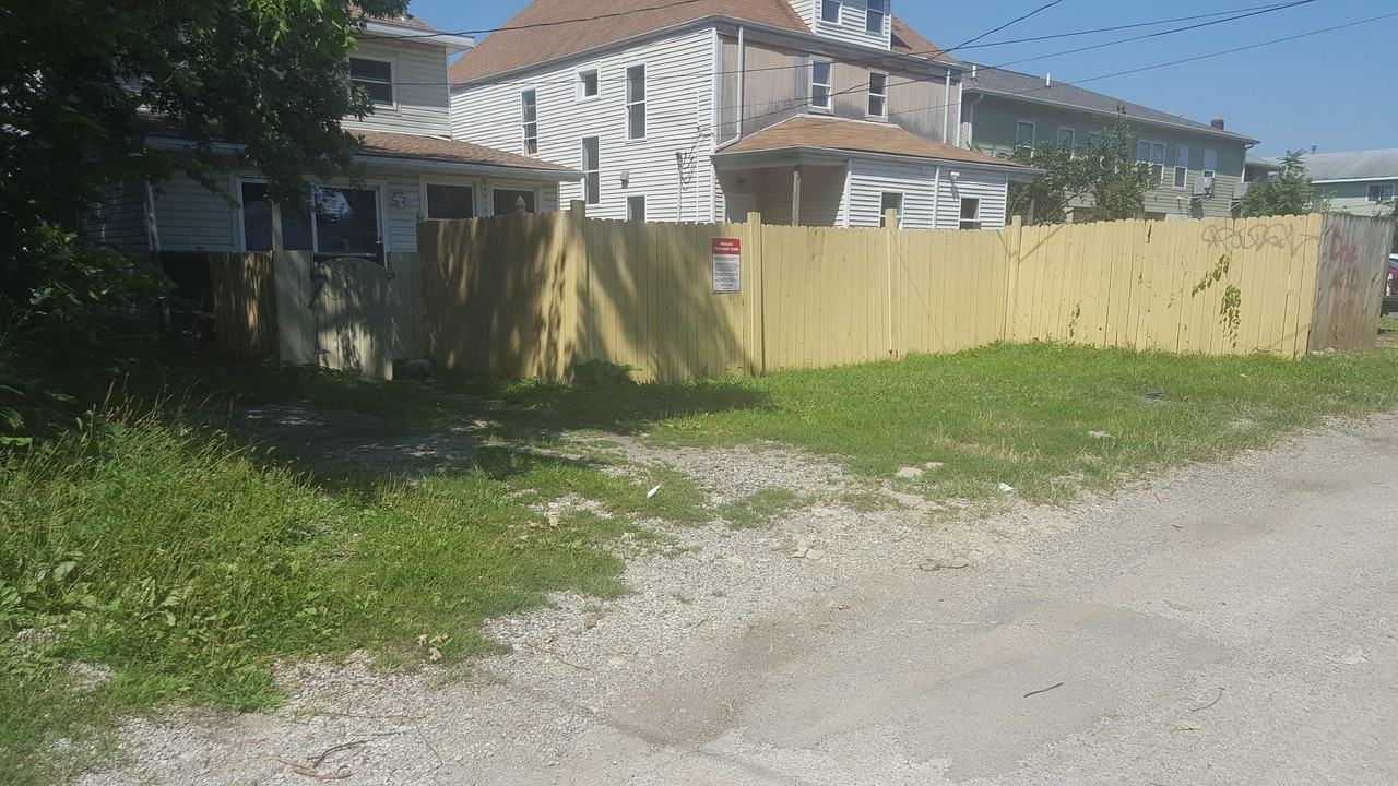 425 E 16th Ave - Photo 7 of 21