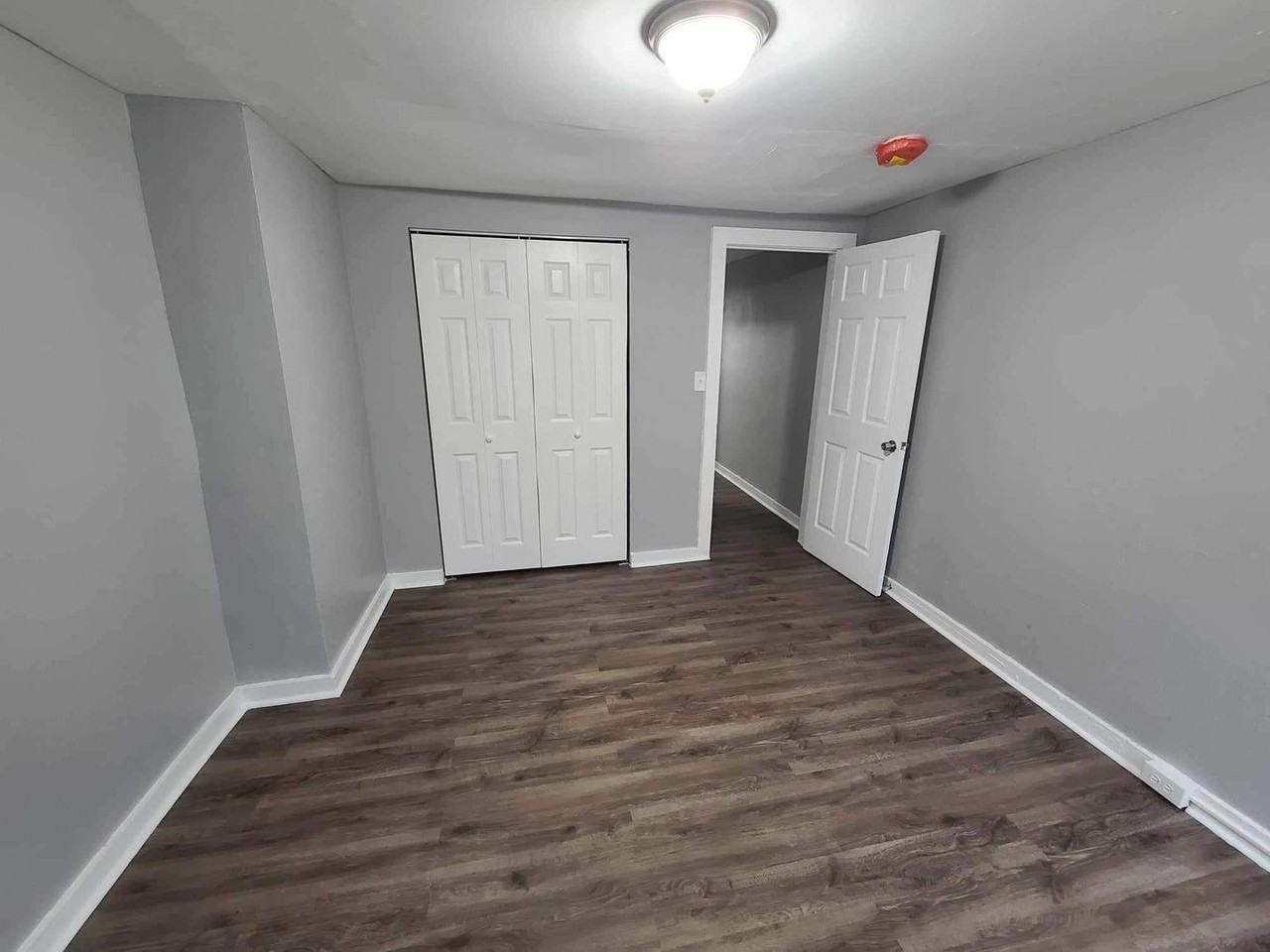 1350 Carroll St - Photo 3 of 10