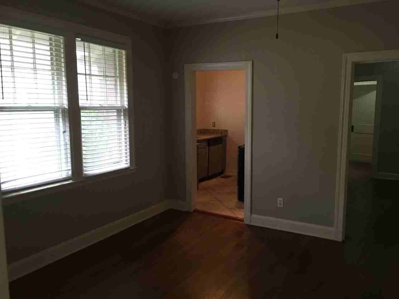 67 N Cox St - Photo 3 of 23