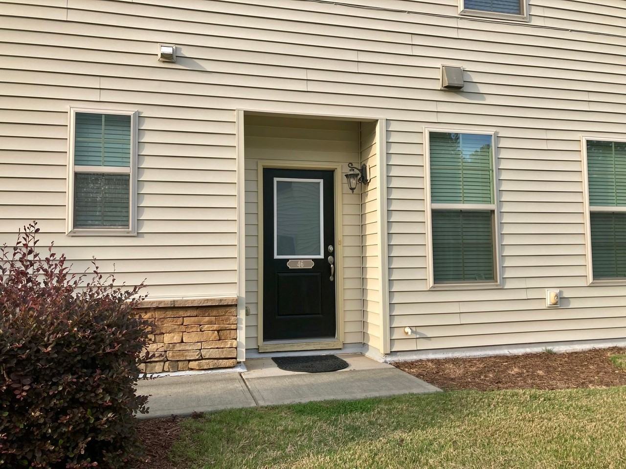 46 Argonaut Dr - Photo 3 of 16