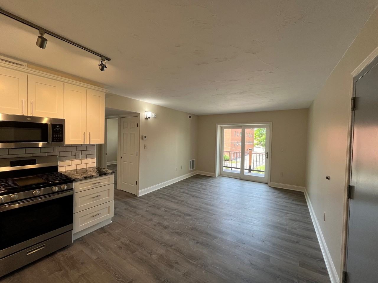 Rippey 5620 - Photo 3 of 18