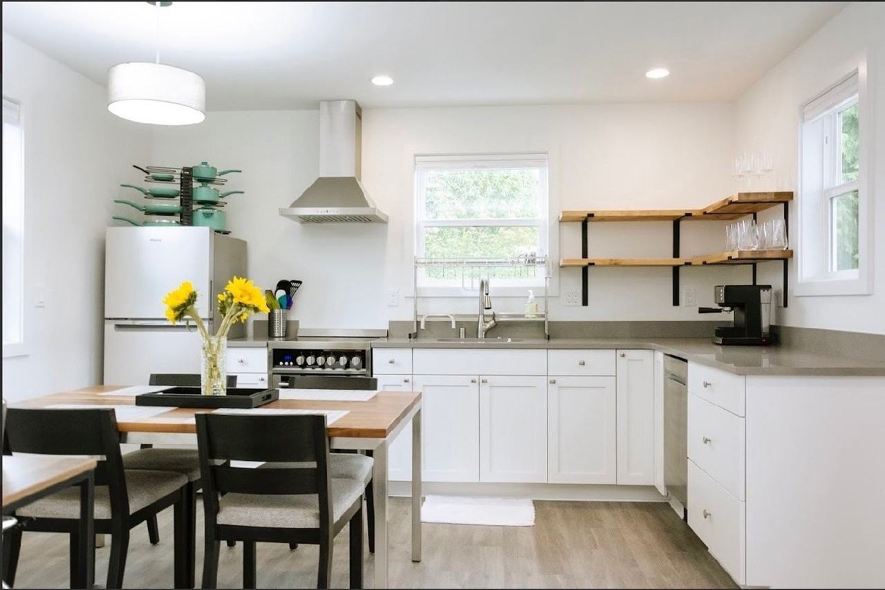 7538 Mary Ave Nw - Photo 5 of 11