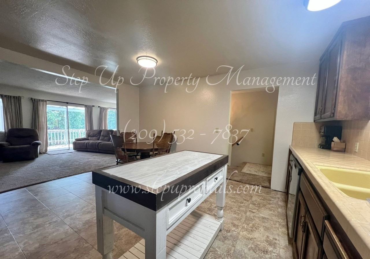 24030 Pine Lake Dr - Photo 6 of 30