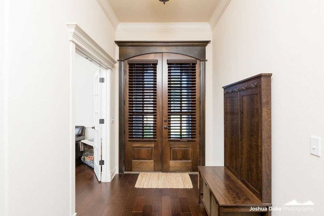 4328 E Black Canyon St - Photo 3 of 22