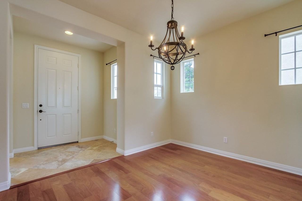 936 Citrine Way - Photo 5 of 50