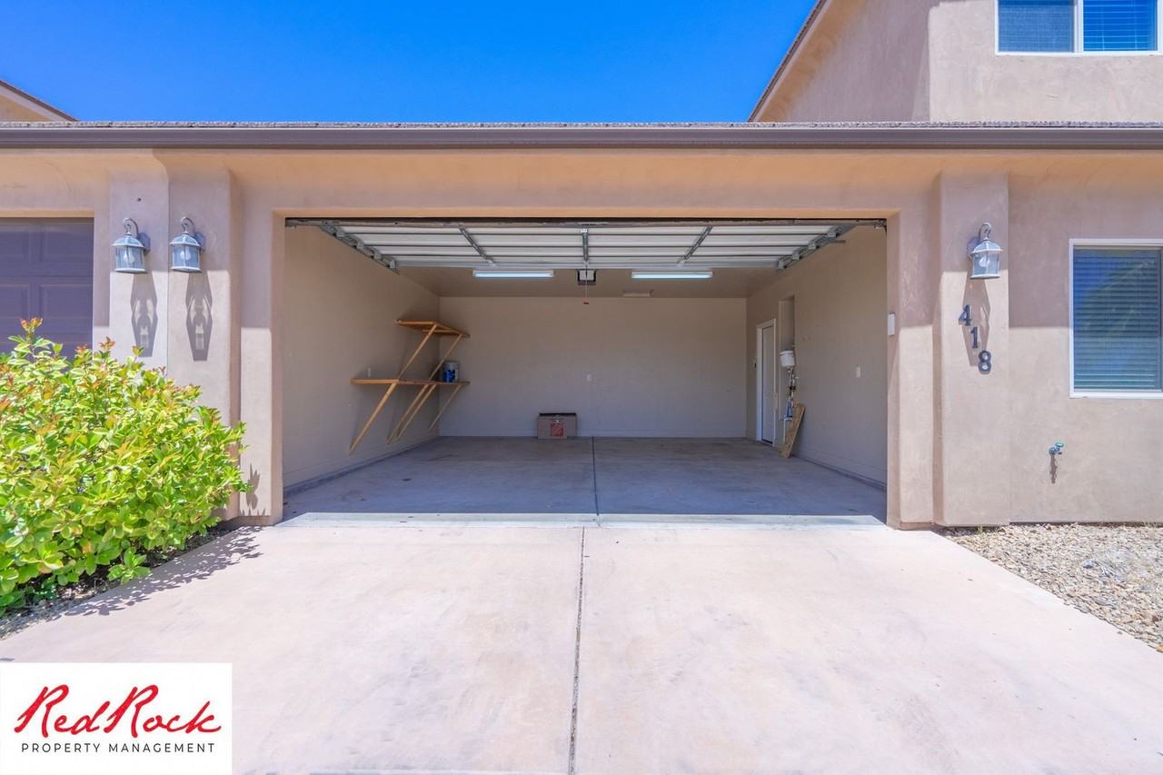 418 N Creek Ridge Dr - Photo 4 of 50