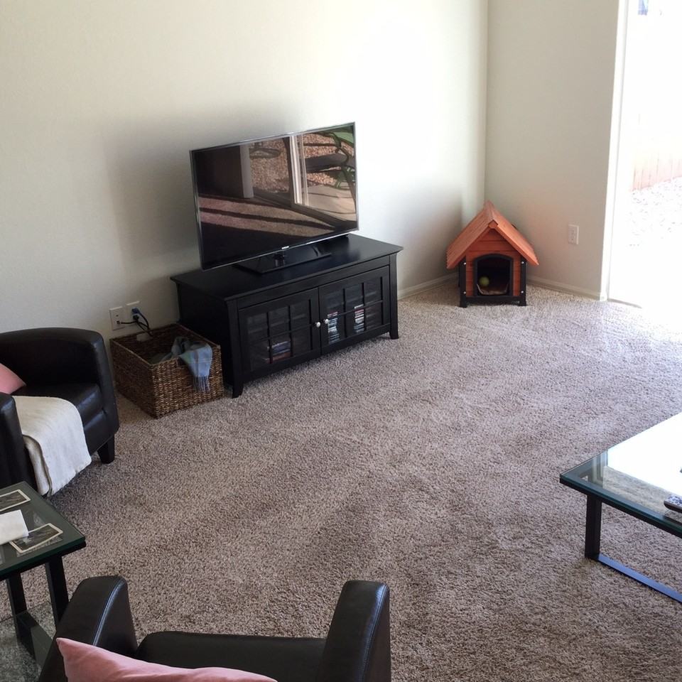 527 Stoney Brook Rd - Photo 3 of 11