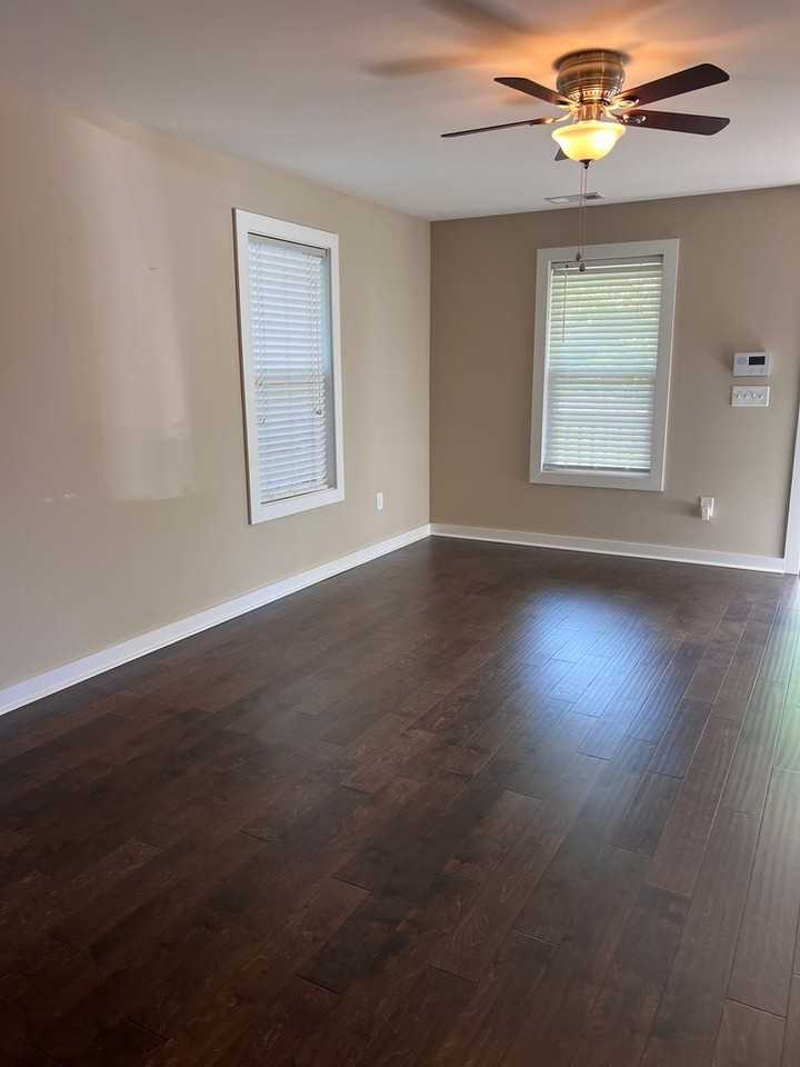 161B Park Cir - Photo 6 of 17