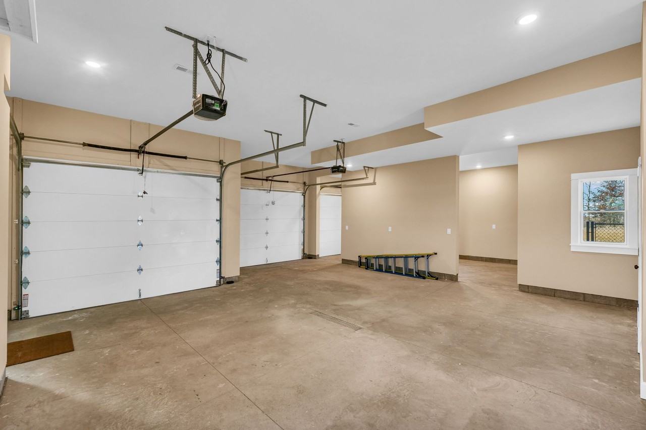 2132 Deland Monticello Rd - Photo 5 of 50