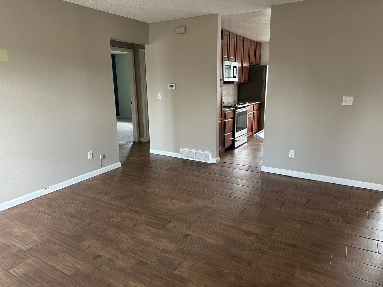 840 W Linden St - Photo 6 of 32