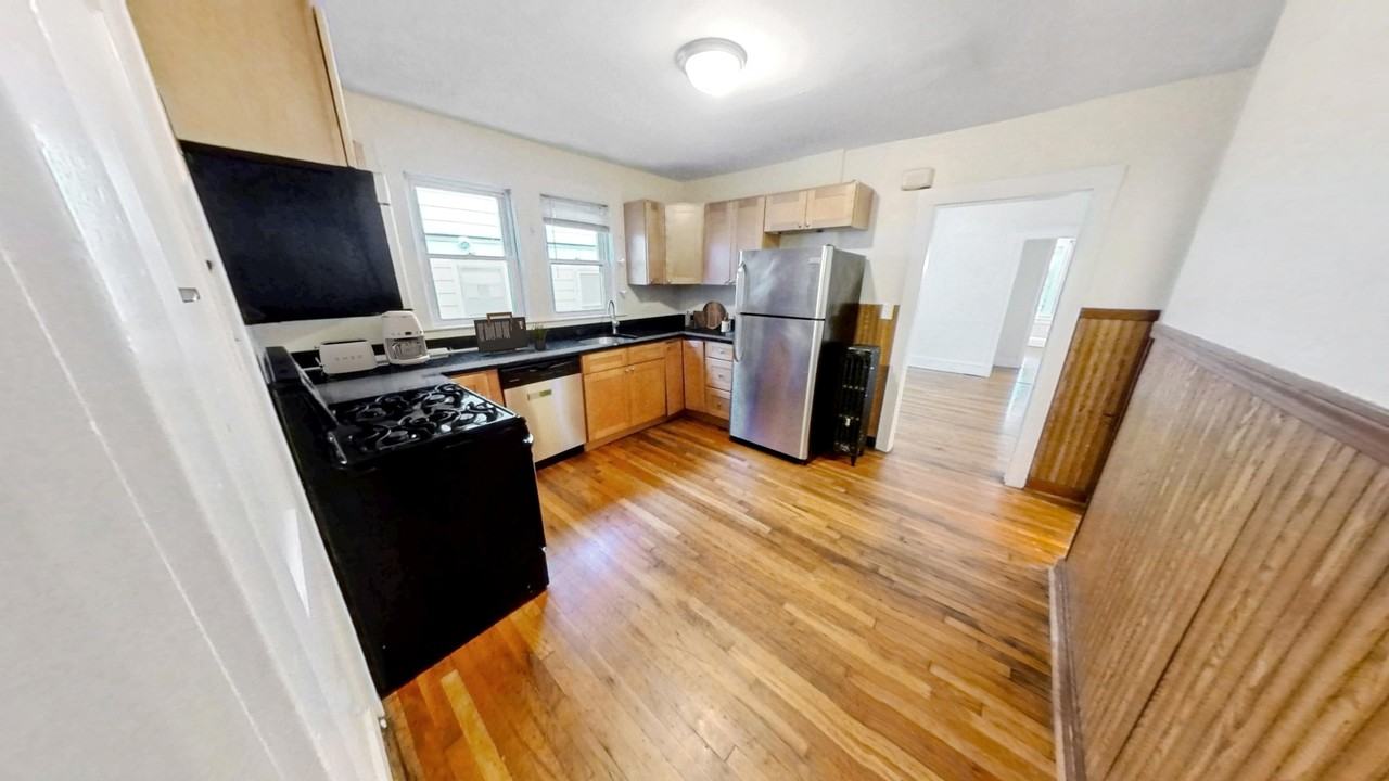 240 Parker Hill Avenue - Photo 2 of 21