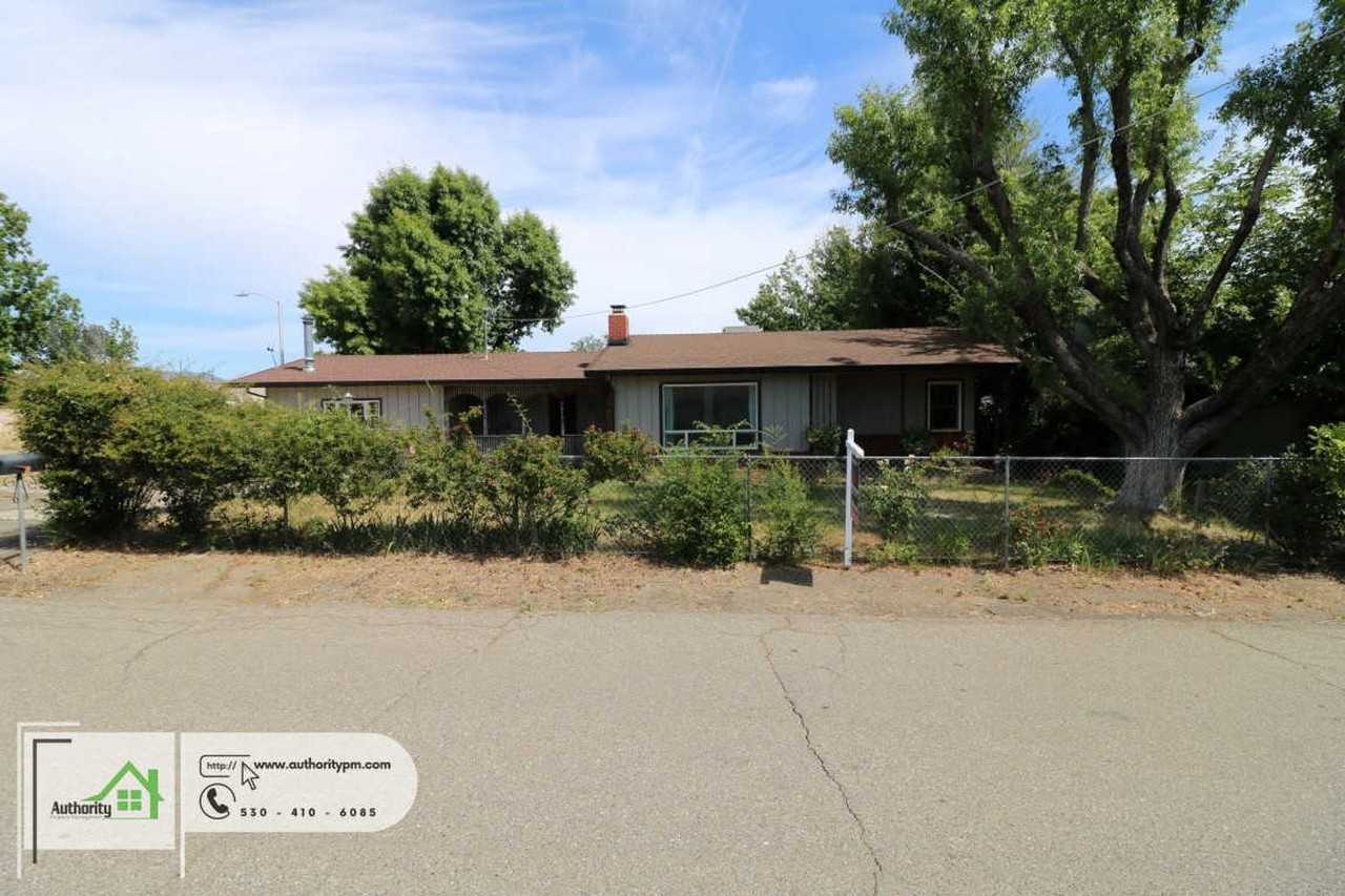 5424 Midway Dr - Photo 3 of 27