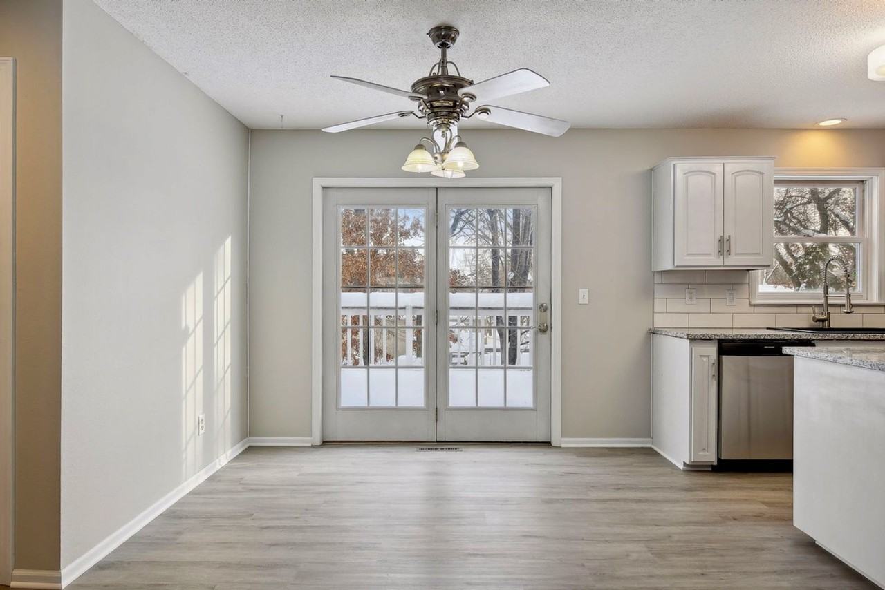 926 5th Ave N - Photo 3 of 50