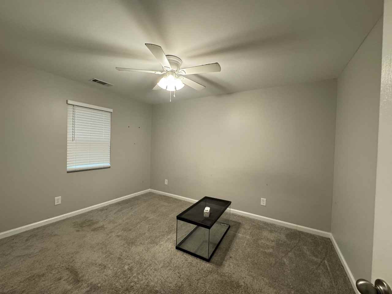 131 Michele Drive - Photo 4 of 11