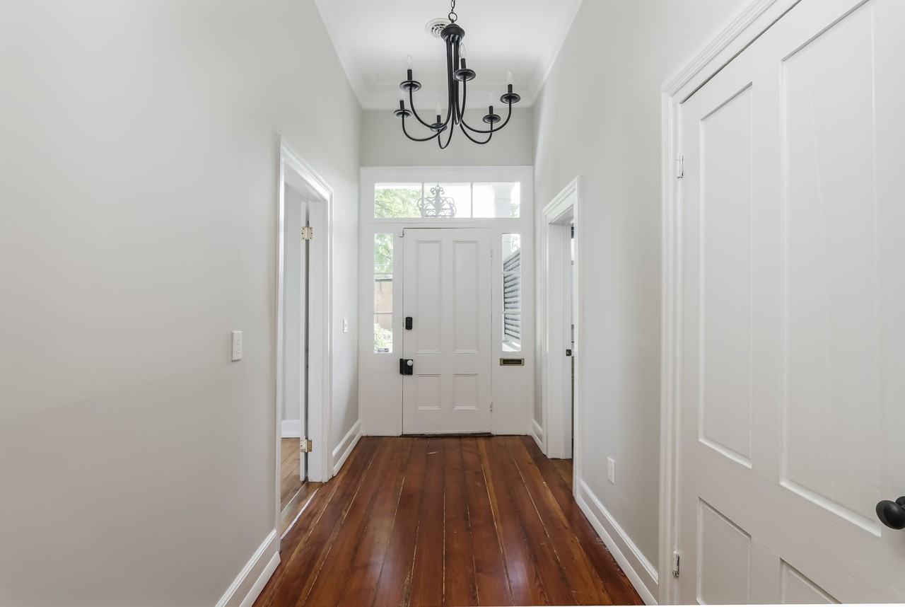 1921 Pickens - Photo 2 of 17