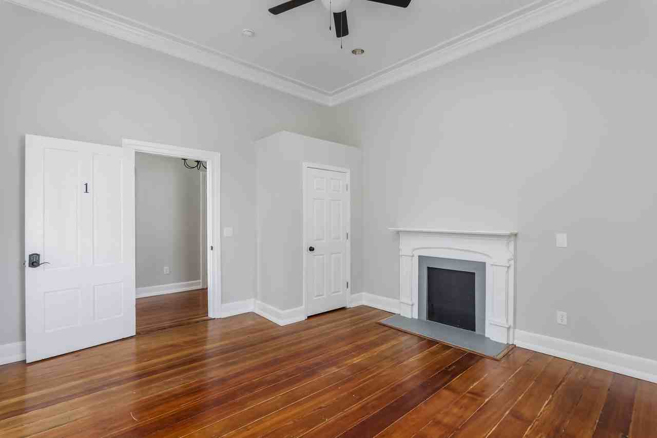 1921 Pickens - Photo 4 of 17