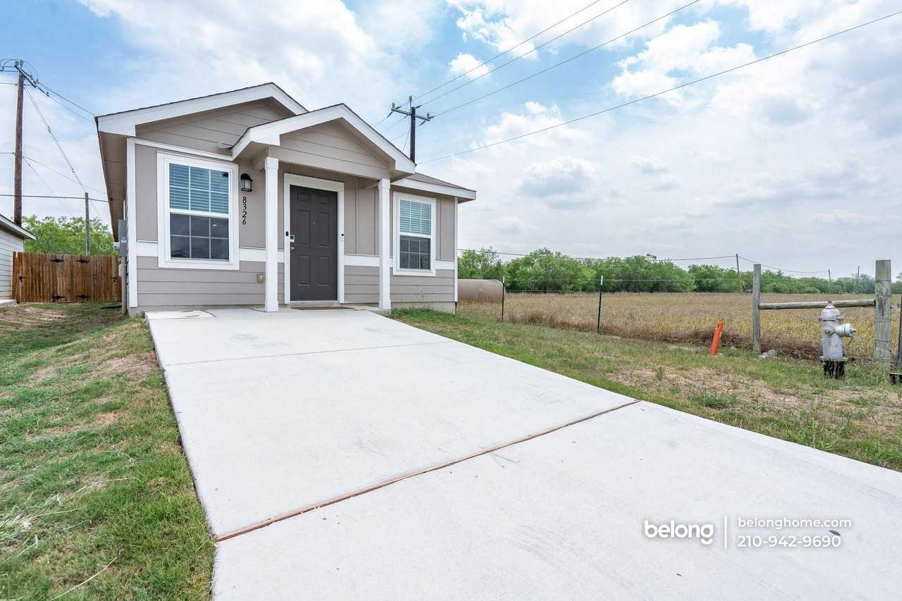 8326 Piedra Medina - Photo 2 of 19