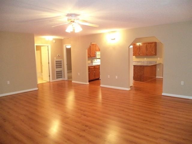 5411 Evergreen Farms Ln - Photo 3 of 13