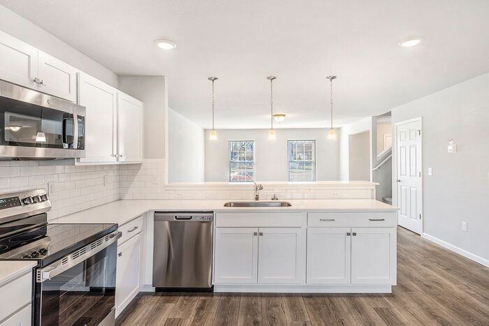 7328 Montego Bay St - Photo 2 of 19