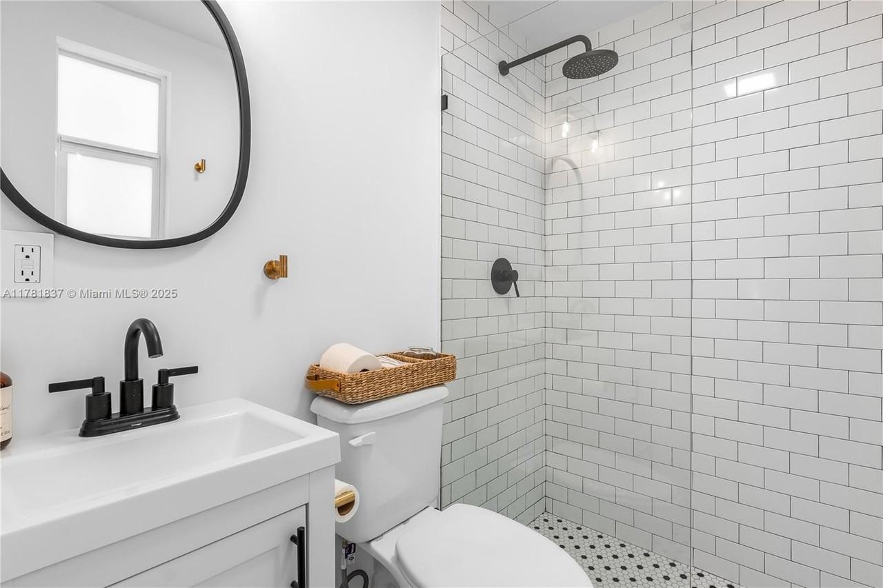 829 Lorca St #NA - Photo 5 of 10