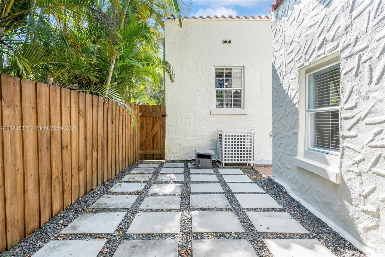 829 Lorca St #NA - Photo 7 of 10