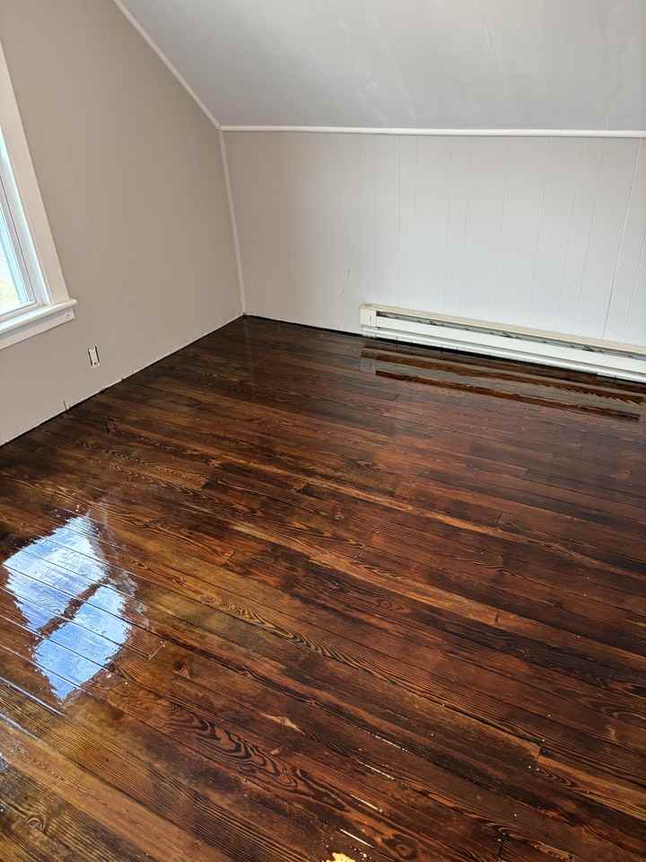 205 Wilson St #3rdFL - Photo 3 of 6