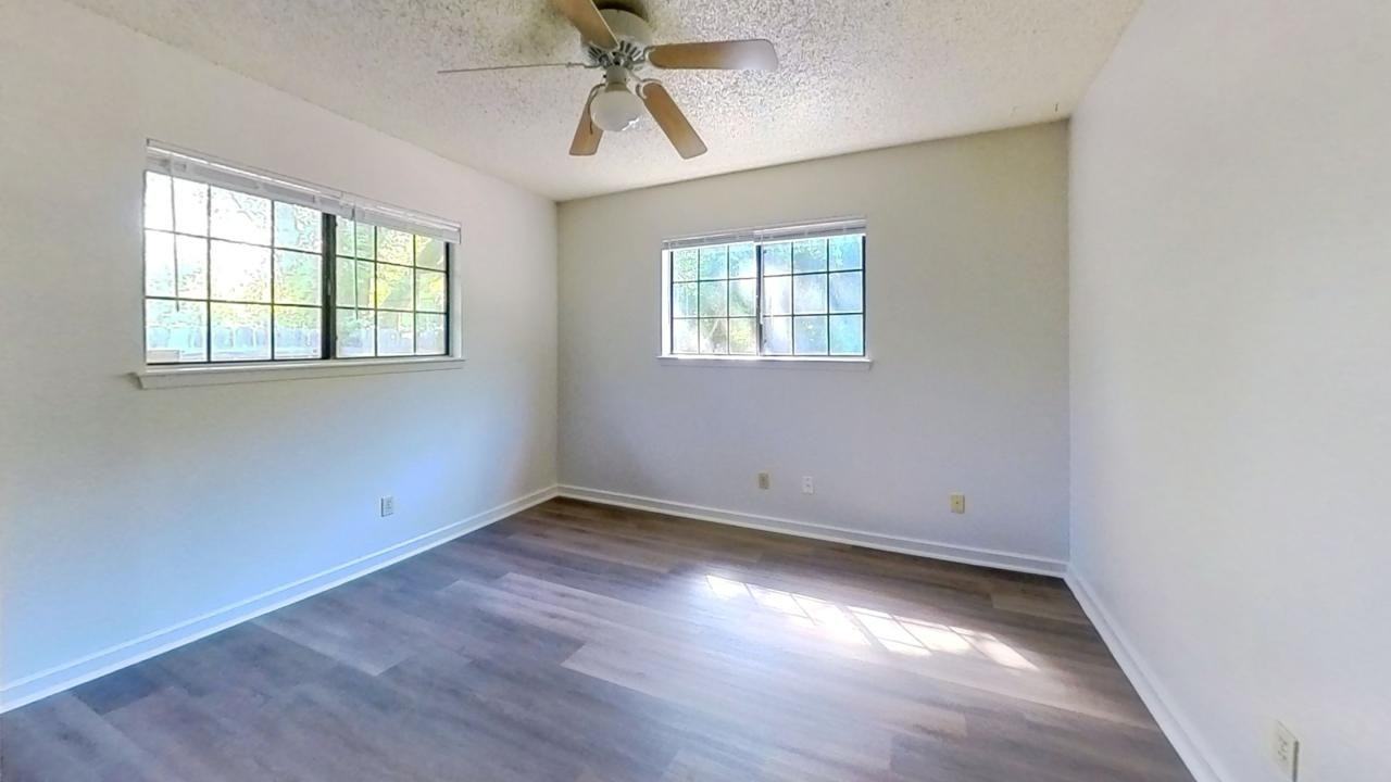 1015 W Martin Luther King Dr #C - Photo 6 of 12