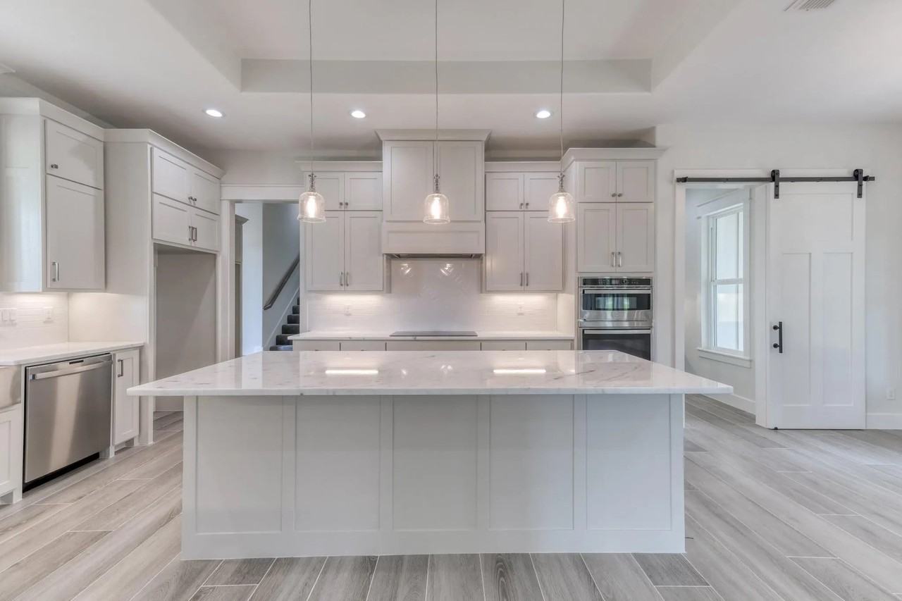 1001 Bluebonnet Rdg #NA - Photo 3 of 19