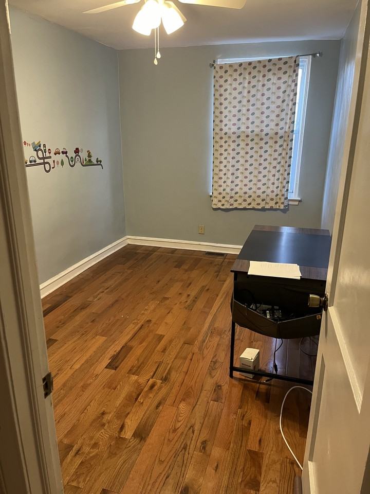 7241 Barnard St #2FL - Photo 4 of 4