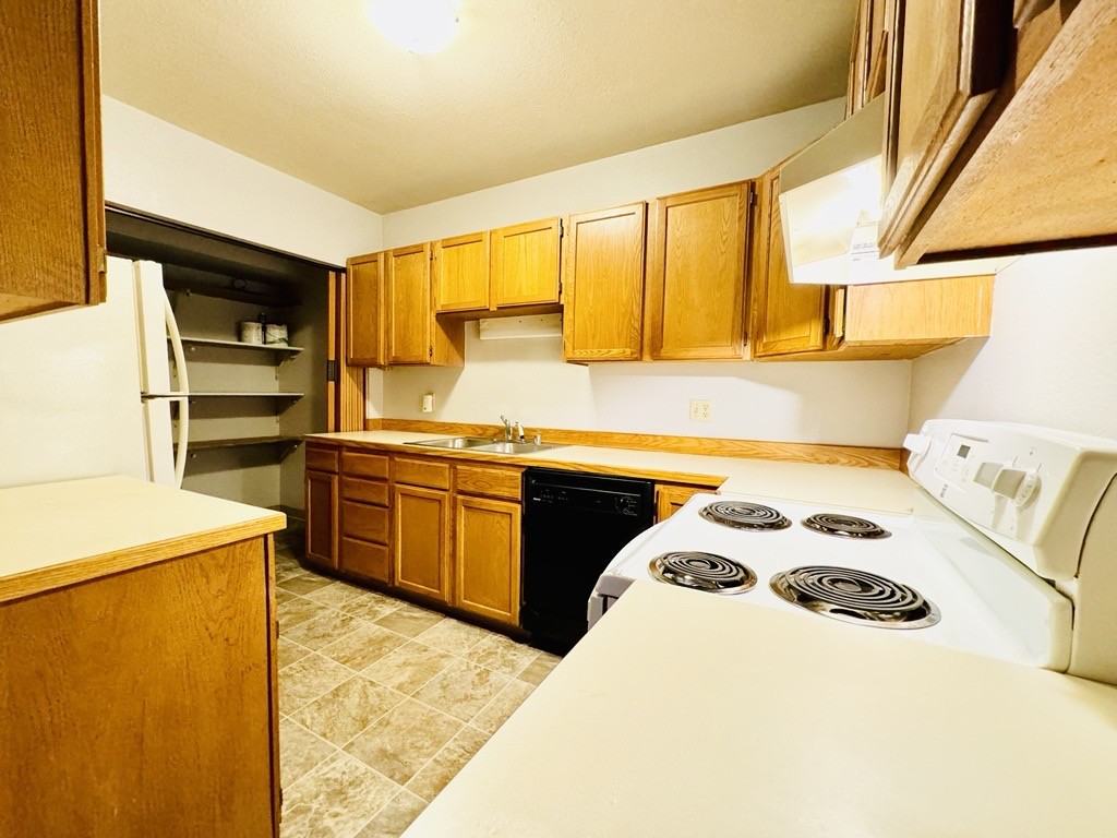 413 E 12th Ave #4 - Photo 5 of 10