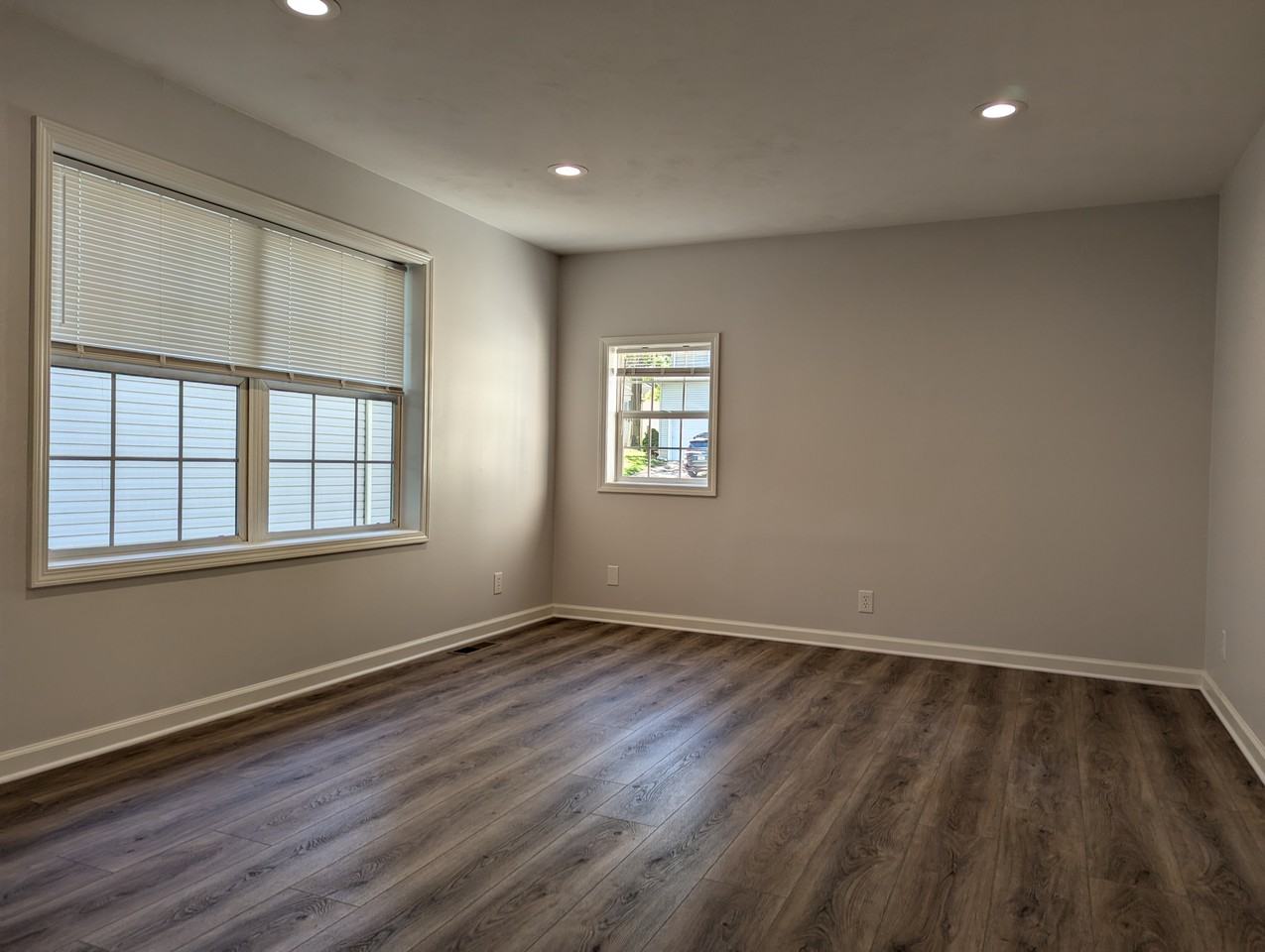 612 Benjamin Ct #NA - Photo 3 of 21