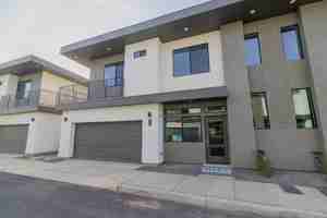 featured image of 1100 W River Rd