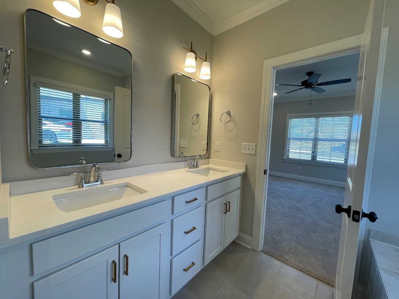 946 Titleist Way - Photo 7 of 11