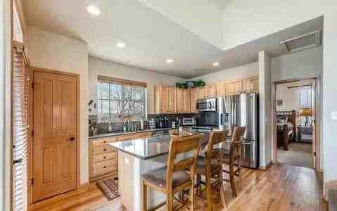 105 Deer Track Ct - Photo 4 of 14