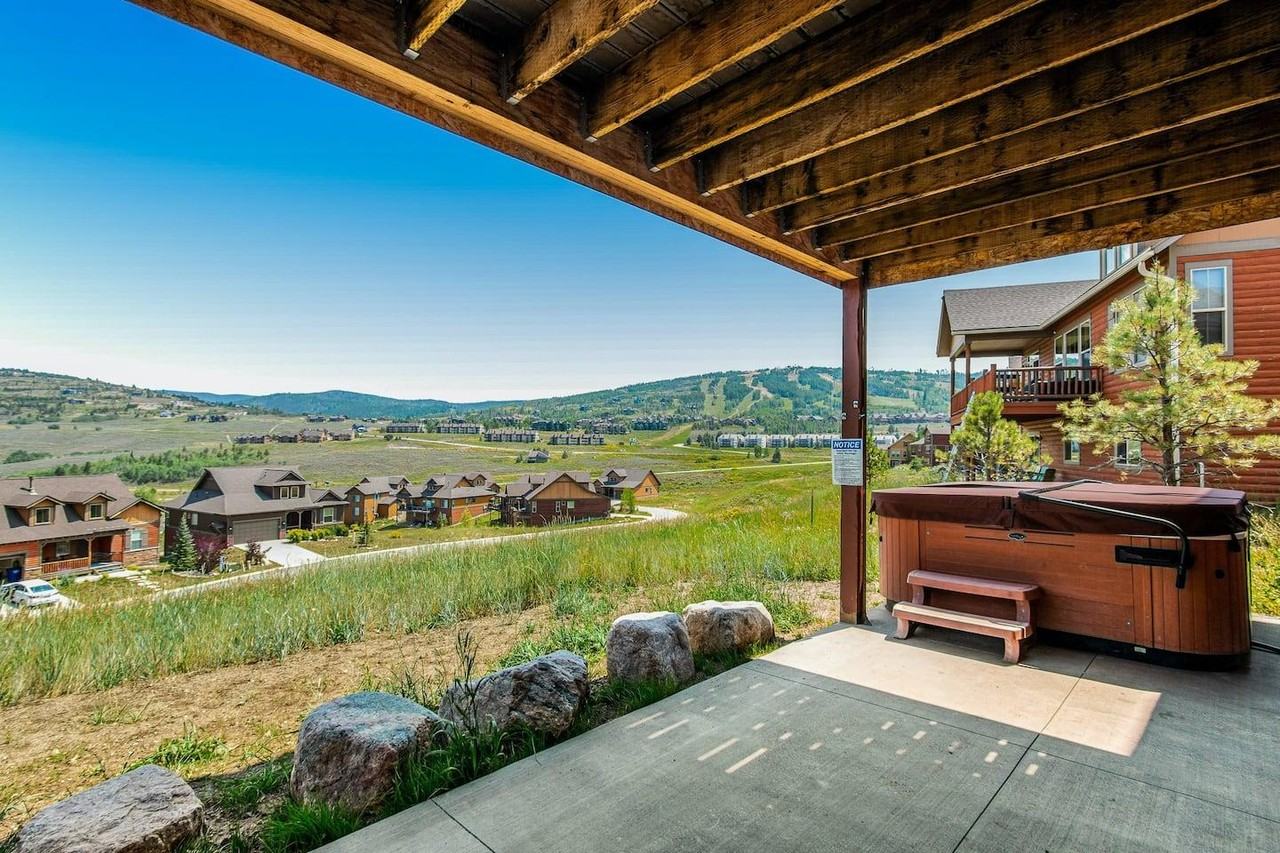 120 Fairway Ln - Photo 3 of 13