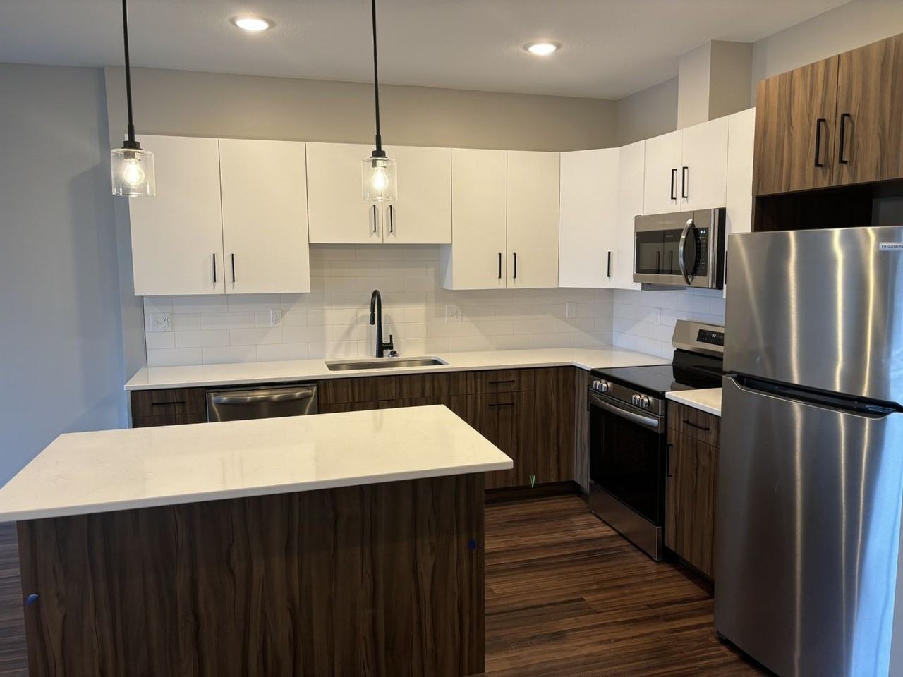 Cannery Sqaure North - Photo 4 of 50