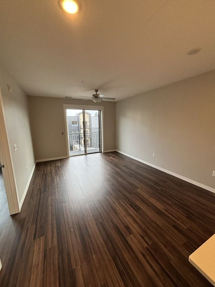 Cannery Sqaure North - Photo 6 of 50