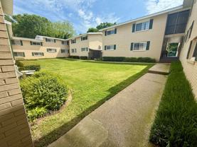 Two Bedroom To Call Home in Normaltown - Photo 1 of 1