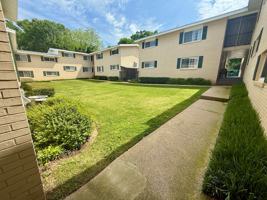 featured image of 136 Grady Avenue