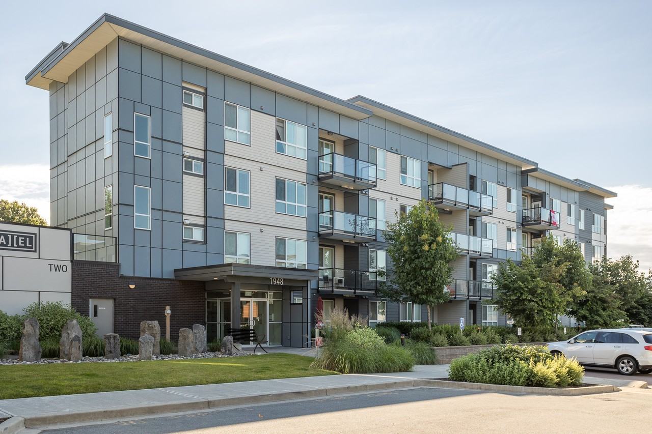 1948 Parallel Two Apartment