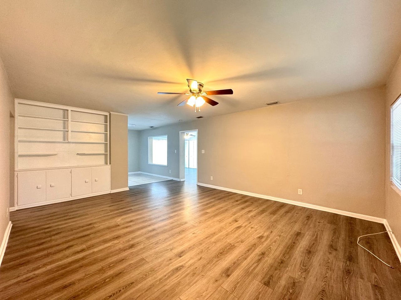 1790 Marshall Dr - Photo 3 of 27