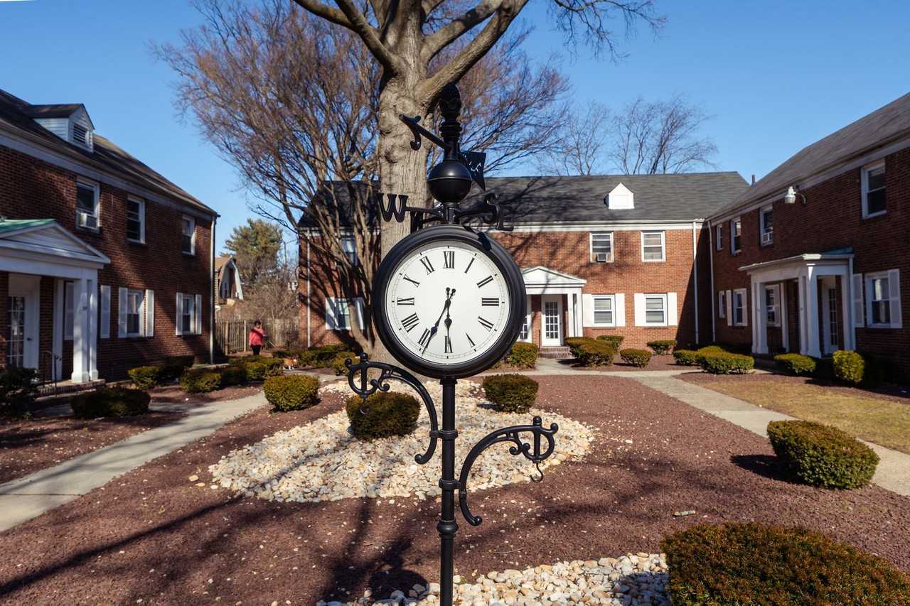 Hazelwood Apartments - Photo 7 of 14