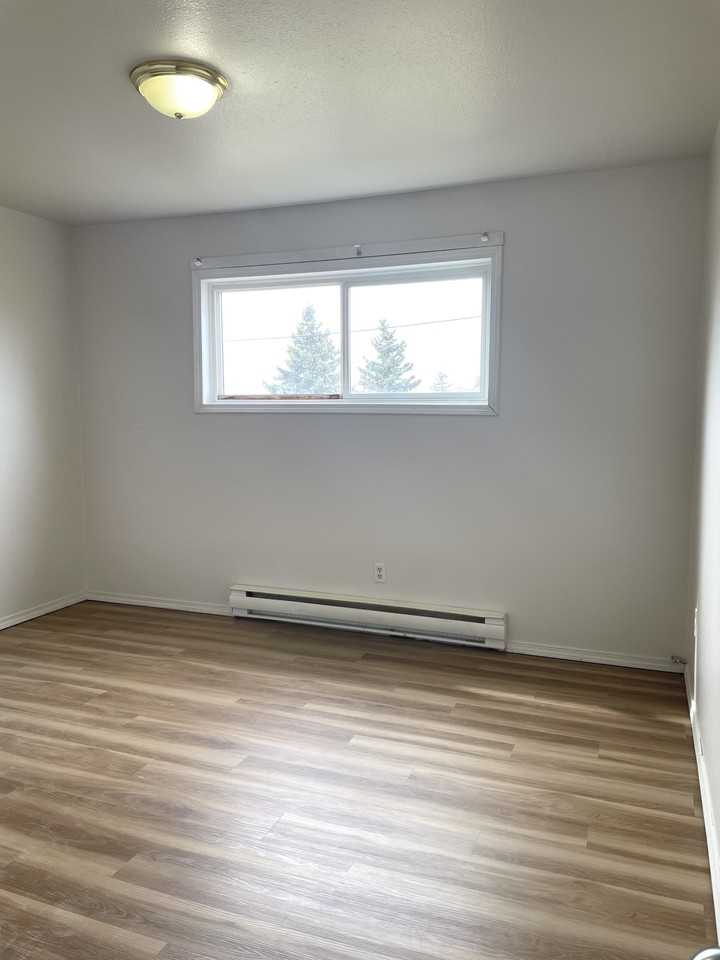 8920 86 St #107 - Photo 3 of 6