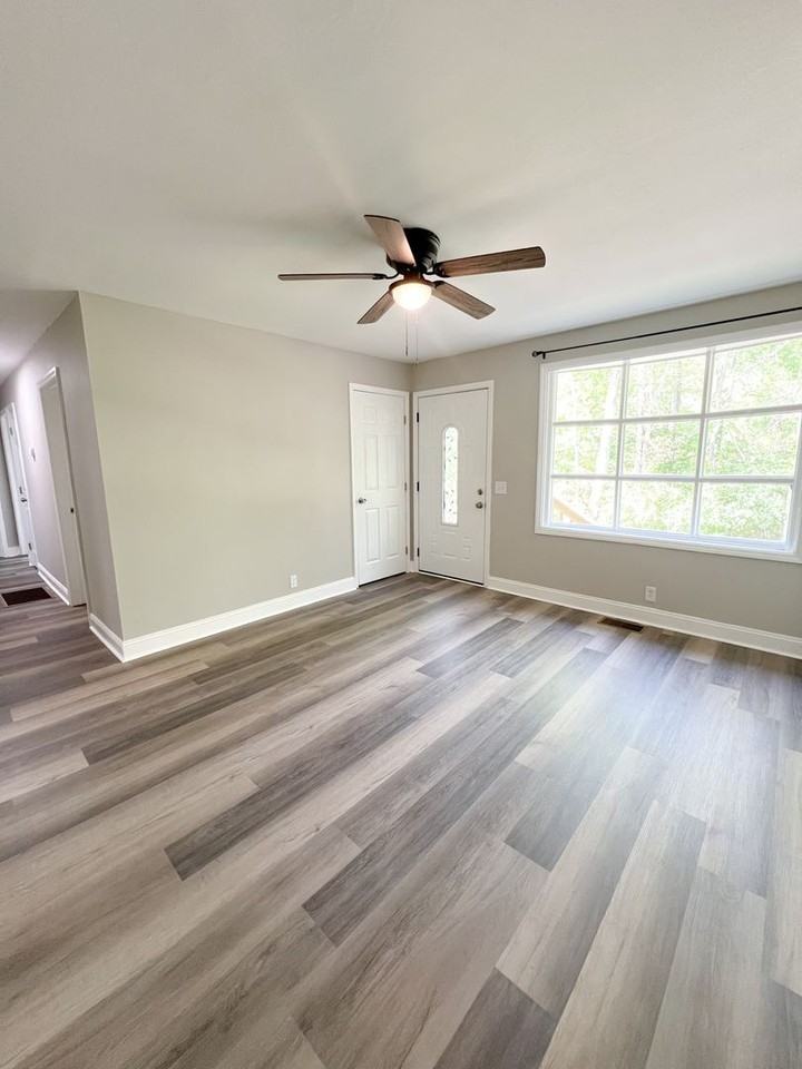 110 Wilson Ct - Photo 6 of 33