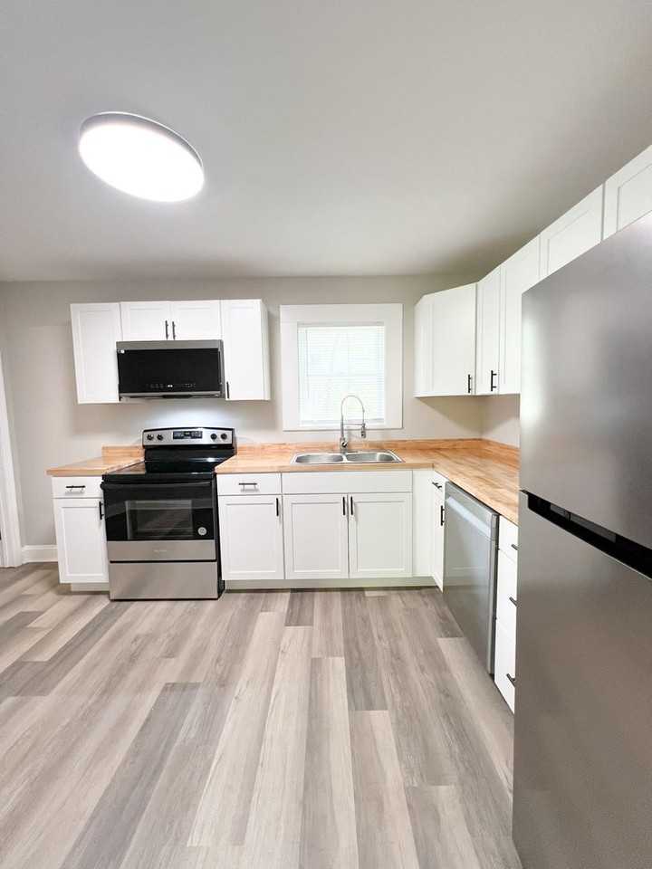 110 Wilson Ct - Photo 7 of 33