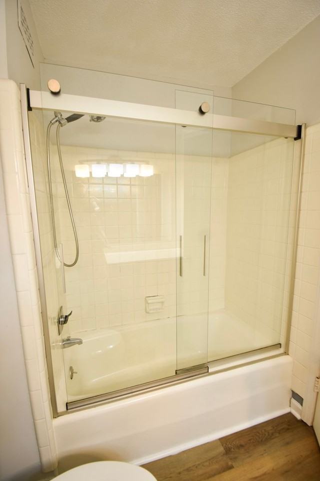 1733 Swann St - Photo 4 of 26