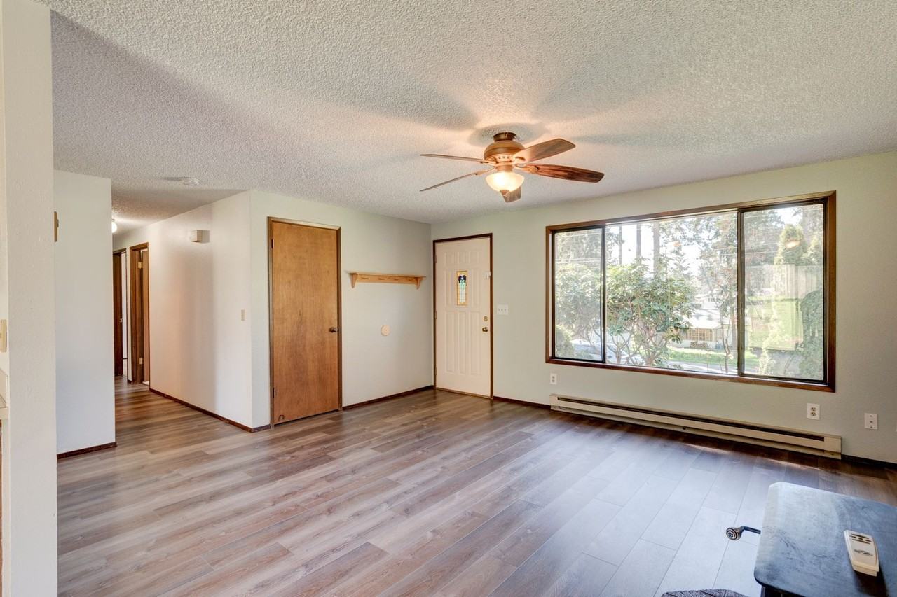 1574 Sw Swantown Ave - Photo 7 of 21