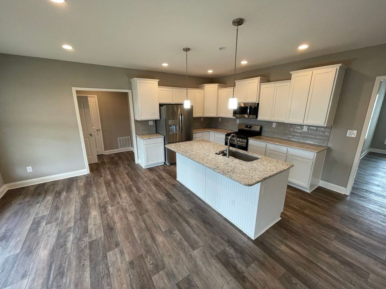 229 Belden Trl - Photo 3 of 23