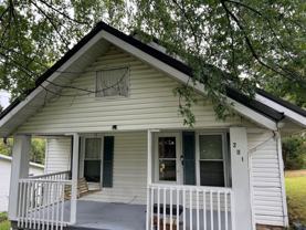 201 N Locust St - Photo 1 of 1