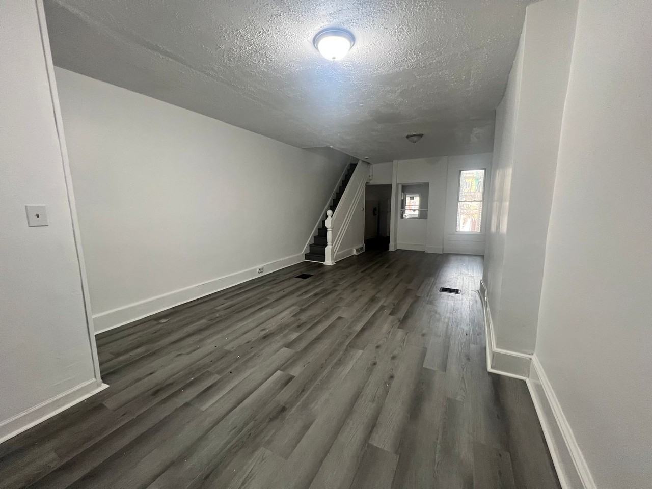 66 W End Ave - Photo 3 of 11